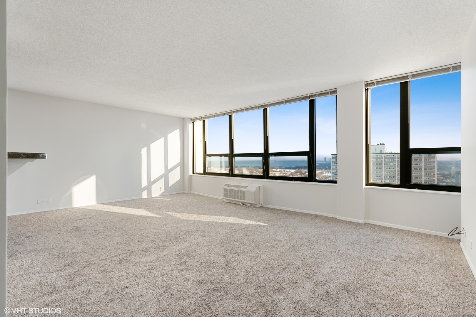 Sold 5100 N Marine Drive, 26A, Chicago, IL 60640 2 Beds / 2 Full