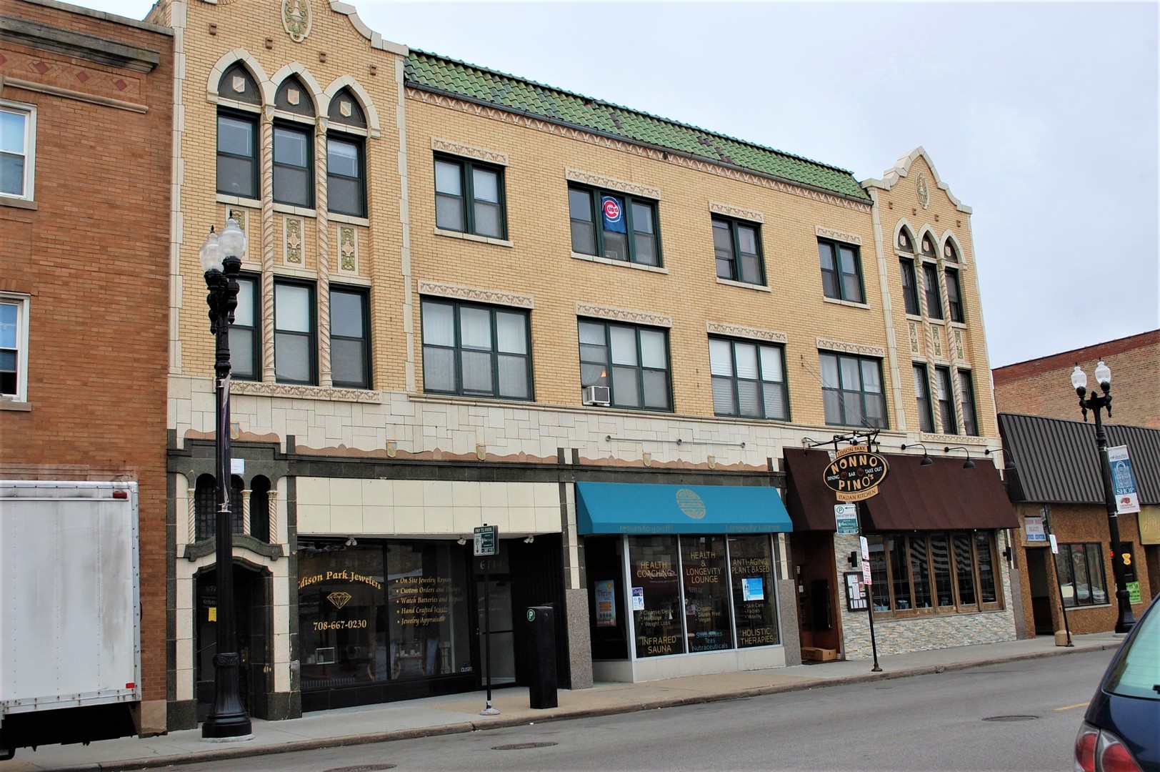 For Lease 6606 N Harlem Avenue Gw Chicago Il 1 Bed 1 Full Bath Chicago Il